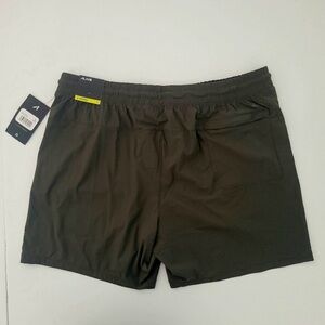 Alive Qwick-dry Dark Green Short Size L